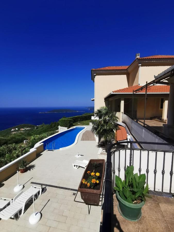 Lux Villa Provence Budva Luaran gambar